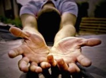 Encuesta: 1 de 4 “ateos o agnósticos” recurren a la oración cuando enfrentan crisis