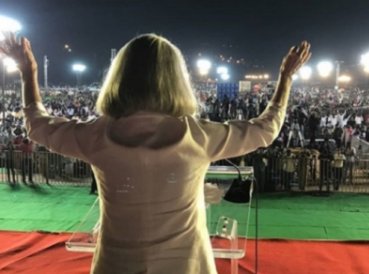 Hija de Billy Graham reúne 500 mil personas para clamar por avivamiento en India