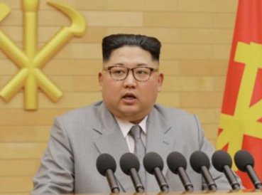 Kim Jong-un vuelve a amenazar a EEUU: “Siempre tengo un botón nuclear en la oficina”