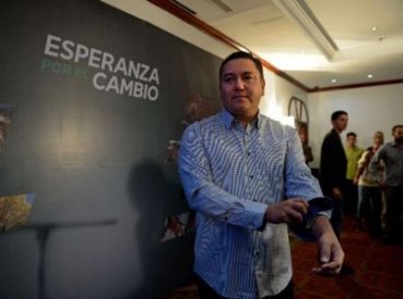 “Soy la luz en las tinieblas”, dice pastor que desea sustituir a Maduro como presidente