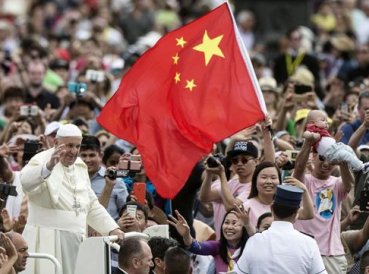 Vaticano ignora persecución de cristianos y negocia acuerdo con China