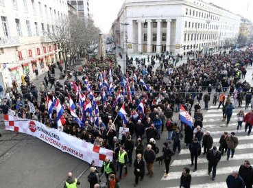 Miles de cristianos marchan contra “ideología de género” en Croacia