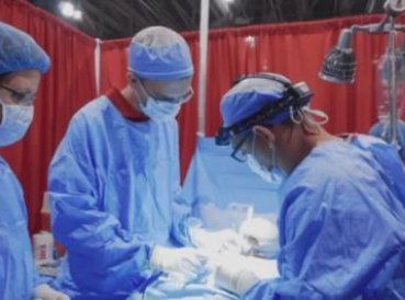 Cristianos donan más de 40 millones de dólares para ofrecer tratamiento médico gratuito