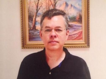 Encarcelado por su fe, pastor estadounidense será sometido a juicio en Turquía