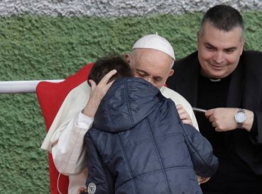 Respuesta del Papa cuando niño le preguntó: Mi padre murió siendo ateo ¿está él en el cielo?