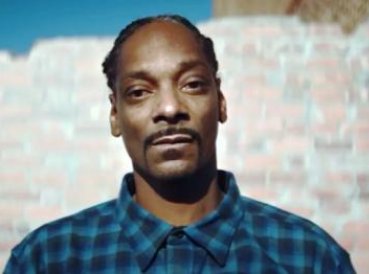 Snoop Dogg cuestionado por decir que renació con la fe cristiana