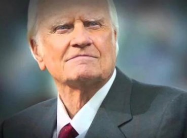 “Defiendan el Evangelio a cualquier costo”, pidió Billy Graham a su familia en testamento