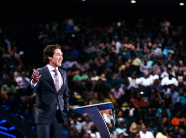 Revelan de cuánto es el puesto de la Iglesia Lakewood y cómo Joel Osteen lo gasta