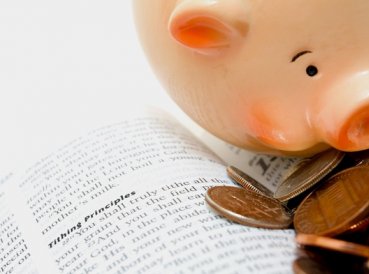 Evangelio de prosperidad es enseñado a 4 de cada 10 feligreses evangélicos