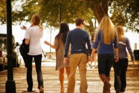 Gen Z es más abierto a la fe, dice una nueva encuesta