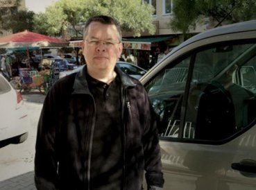 Gobierno de EEUU amenaza a Turquía con sanciones, si el pastor no es liberado