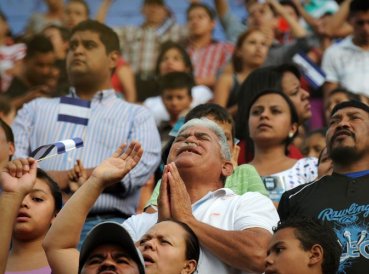 Investigación: 54% de las personas cambiarían de iglesia por la doctrina