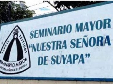 Decenas de hondureños advierten sobre prácticas sexuales secretas en seminario católico