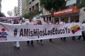 Ecuatorianos marchan contra aborto e ideología de género