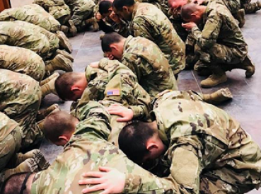 Más de 1.800 soldados del Ejército de EEUU aceptan a Jesús