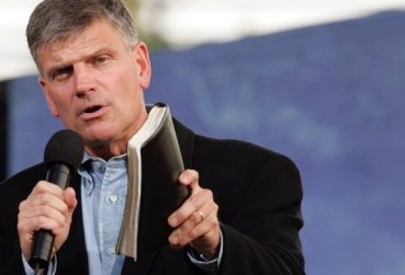 Franklin Graham contra comparación de aborto con amigdalectomía