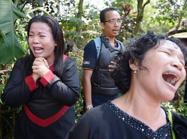 En llanto cristianos ven como cierran tres de sus iglesias