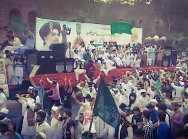 Miles de islamistas piden ahorcamiento de cristianos