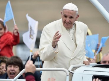 Vaticano defiende al Papa en medio de acusaciones encubiertas