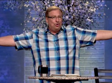 Rick Warren se recupera tras una cirugía de emergencia