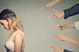 9 señales de que en tu iglesia te están acosando por esto