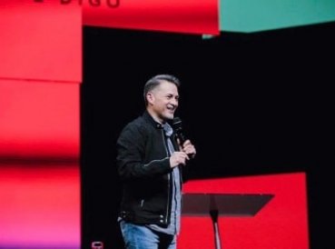 Cash Luna lamenta: “Al verme al espejo no me reconozco”