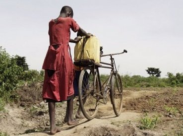 Cristiano ugandés pierde familia y bienes por seguir a Cristo