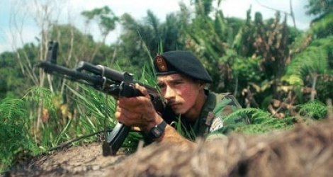 Guerrillero de FARC impactado por Dios tras no poder matar a pastor