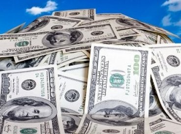 Indigente encuentra $ 17,000. Lo que hizo con ello te hará llorar