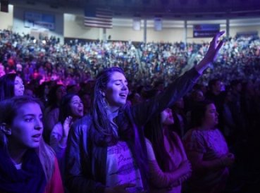 Nuevo estudio expone cinco tipos de evangélicos de EEUU