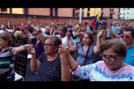 Cristianos oran por paz y reconocen Juan Guaidó nuevo presidente de Venezuela