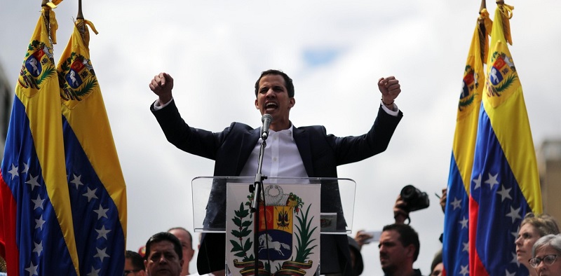Cristianos oran por paz y reconocen a Juan Guaidó como nuevo presidente de Venezuela