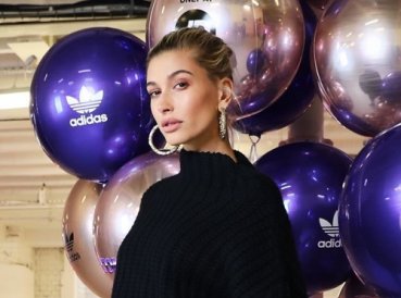 Hailey Baldwin habla sobre cómo Dios la alienta a través de sus batallas