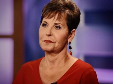 Joyce Meyer admite que “pensar mucho en prosperidad” sacudió su fe