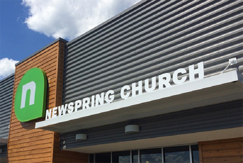 Iglesia NewSpring es demandada tras descubrirse este secreto